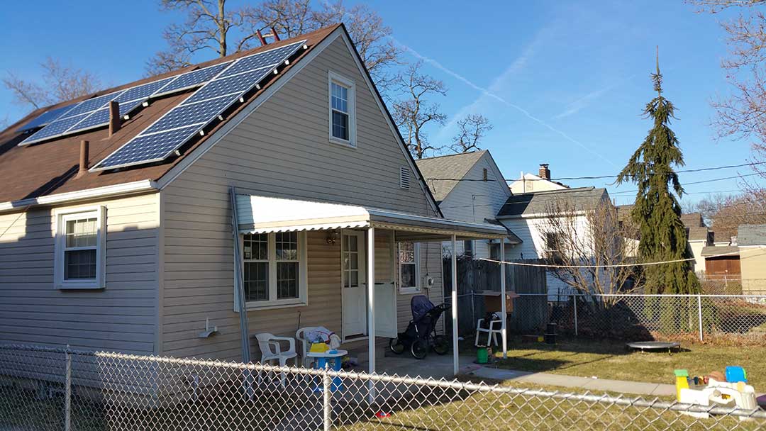 Columbus, Ohio Woman Loves Her Solar Energy System