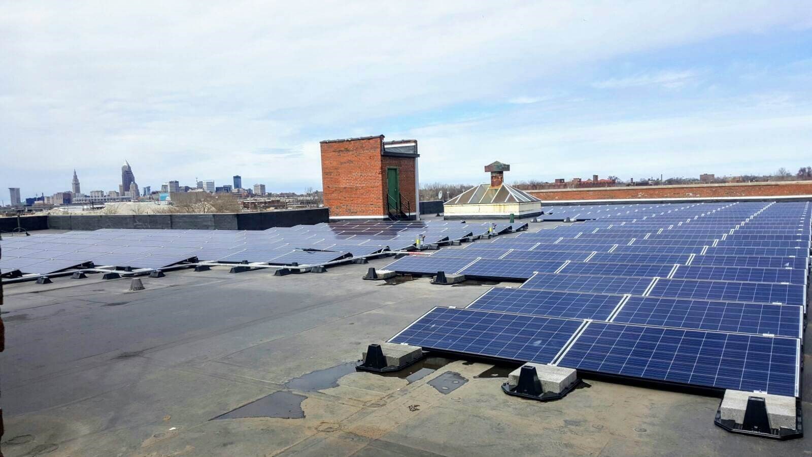 Solar Panels installed in Cleveland Ohio | Rooftop Solar | Yellowlite