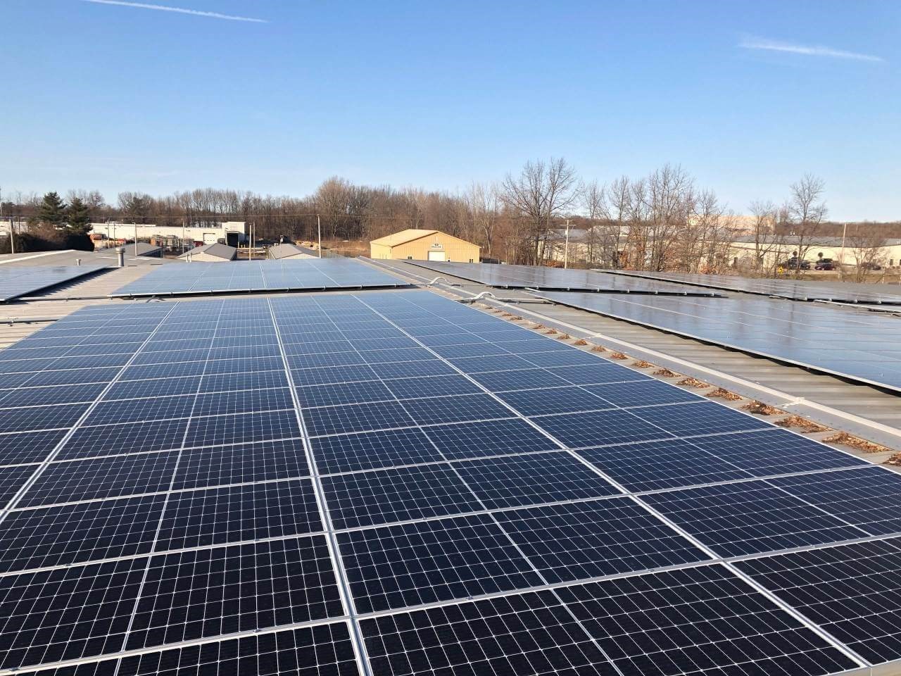 Yellowlite | Roof mounted solar panels in Bristol | Indiana 