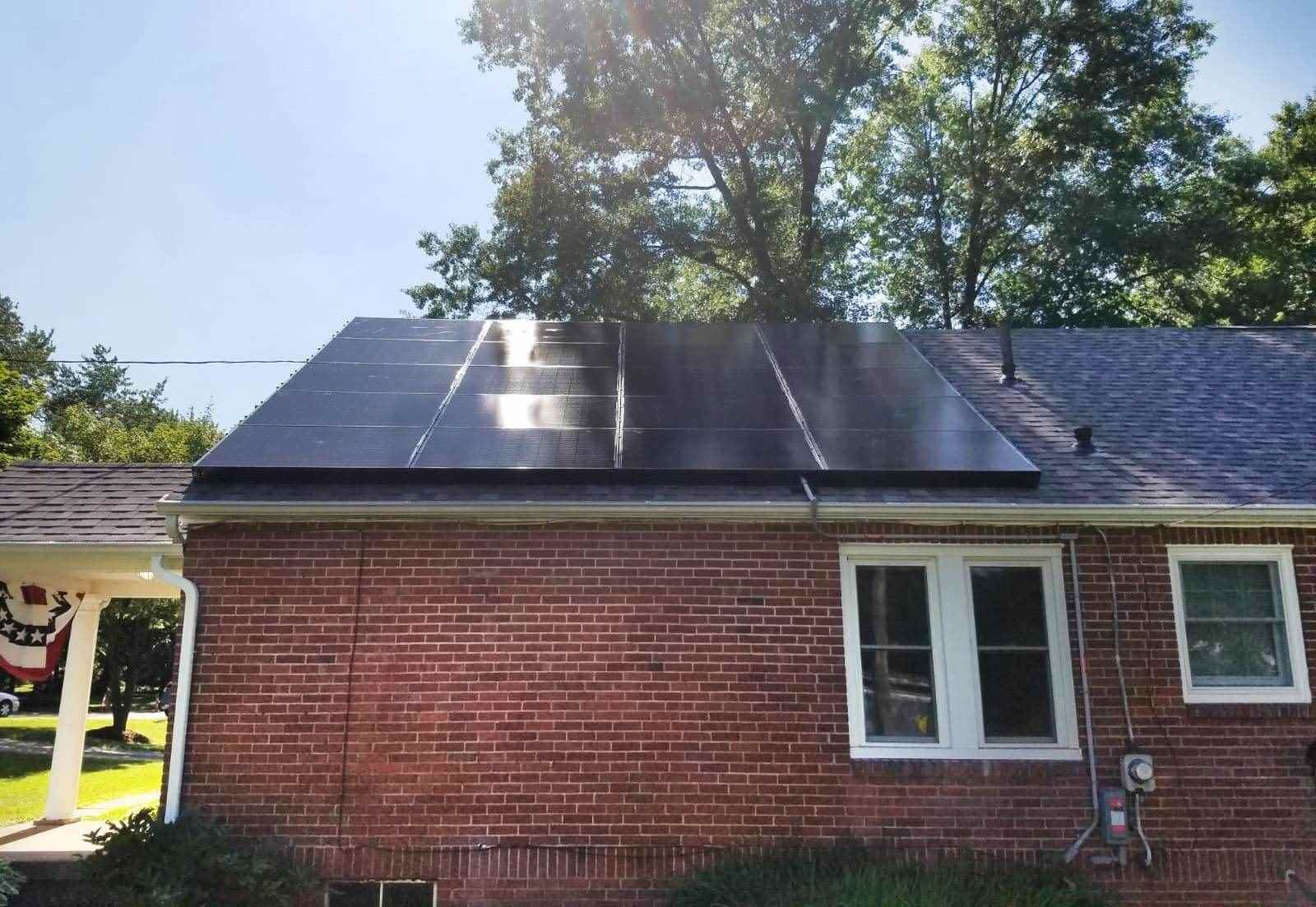 Yellowlite | Roof mounted solar panels | Stow | Ohio 