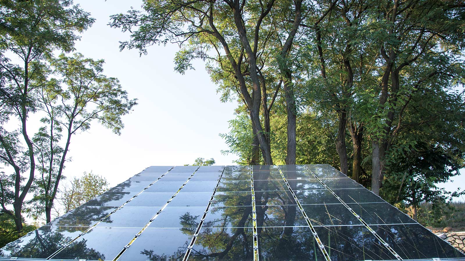 5 Revolutionary Solar-powered technologi ..