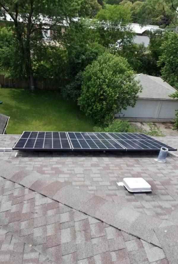 Yellowlite | Roof mounted solar panels in River Forest | Illinois 