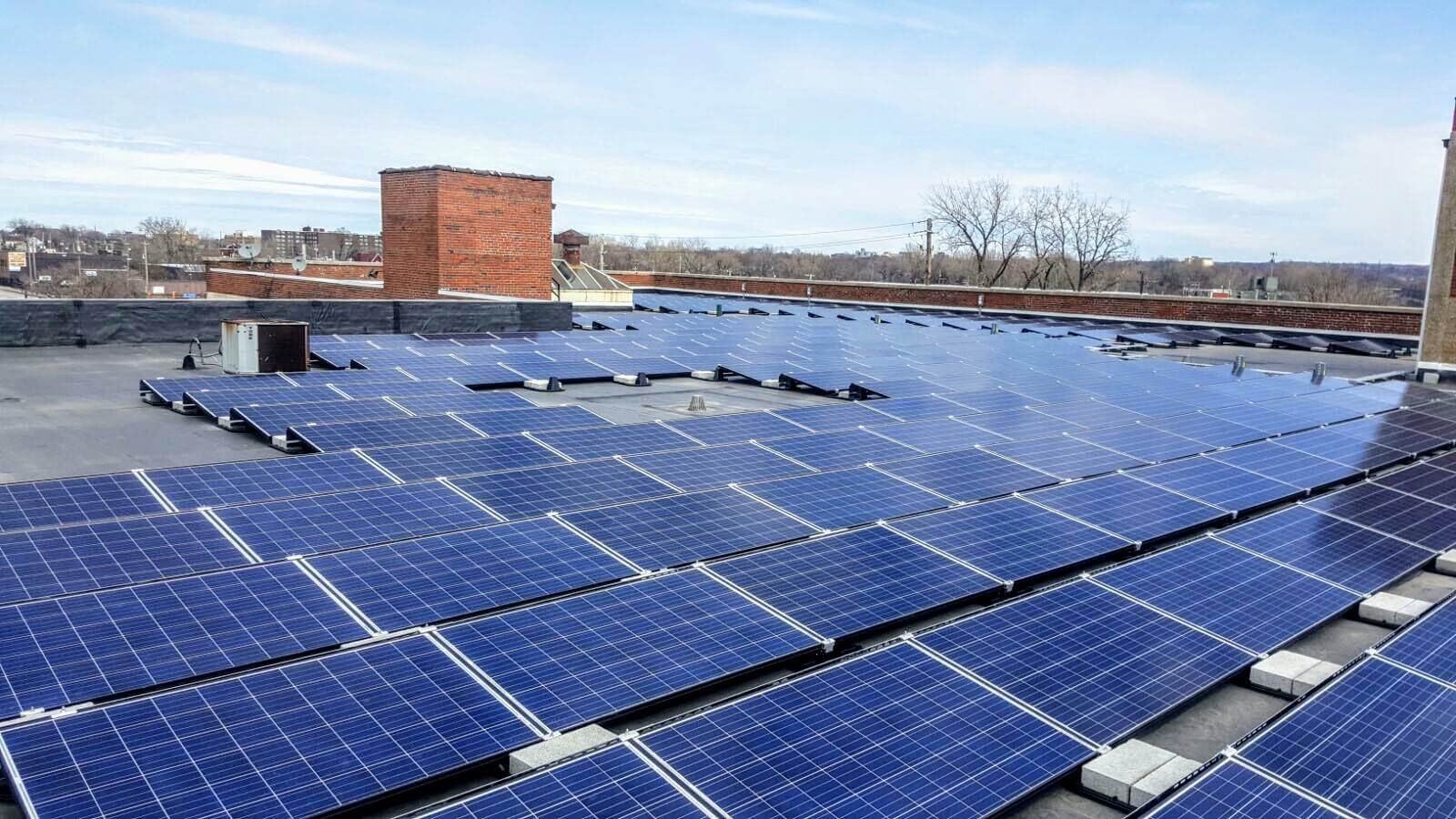 Yellowlite | Solar Panels installed in Cleveland Ohio 