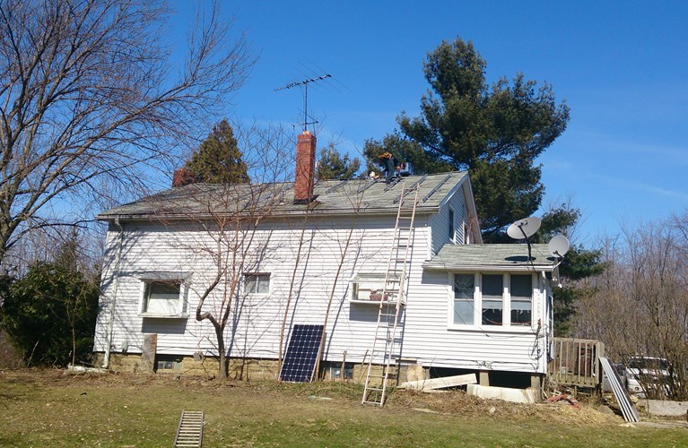 Painesville, Ohio Resident Loves His Solar Energy System | YellowLite