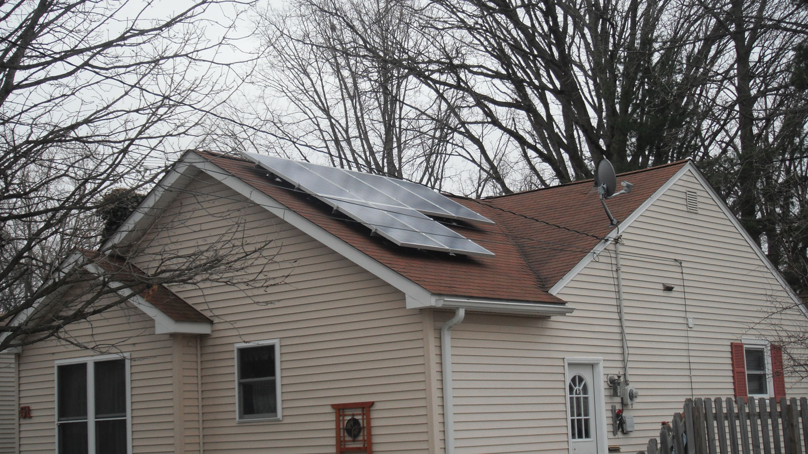Berea, Ohio Man Loves His Solar Panel System